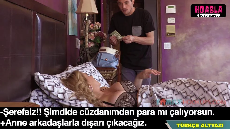 Türbanıyla Yaralı Askerin Yardımına Yetişen Kadın